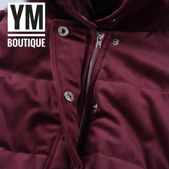 🔥1 Left🔥Velvet bomber jacket - Picture 4 of 7
